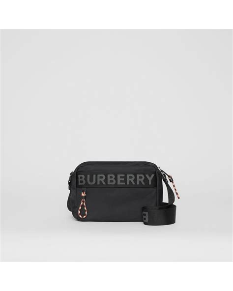 crossbody-taschen mit schnappverschluss burberry|Tasche „Snip“ (Schwarz) .